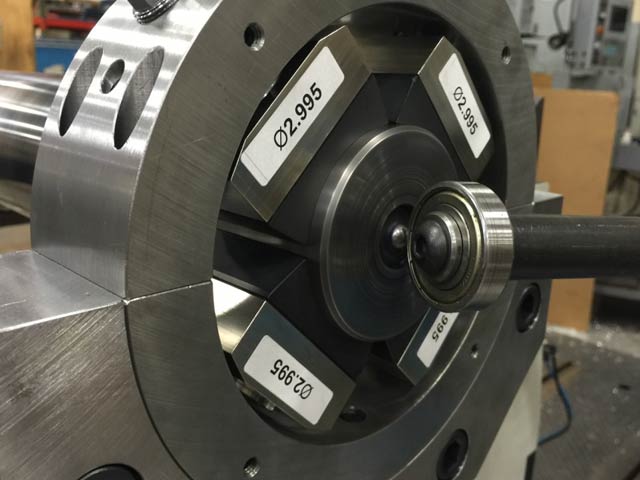 Gas bearings can replace the rollers used in balancing machines